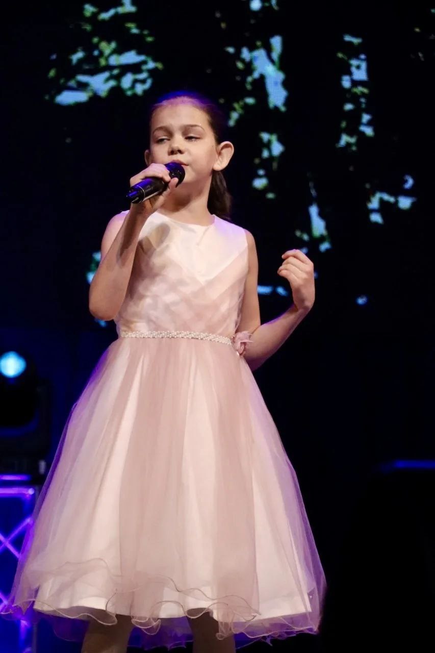 Инна Щеглова: Любовь к Родине, чувство глубокой благодарности прадедам, защитившим страну от фашизма Инна Щеглова: Любовь к Родине, чувство глубокой благодарности прадедам, защитившим страну от фашизма