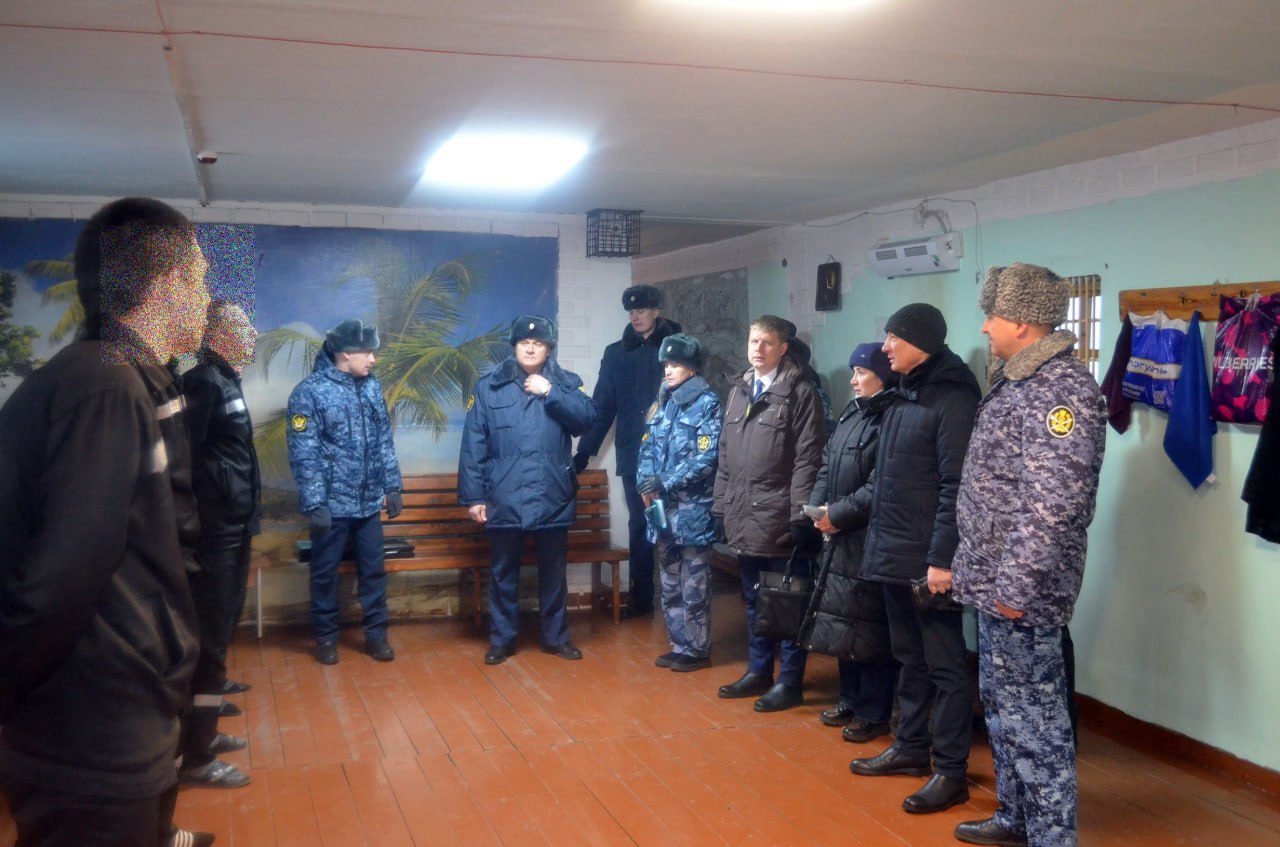В рамках предаттестационной подготовки вновь назначенный помощник Читинского прокурора по надзору за соблюдением законов в исправительных учреждениях Забайкалья совместно с Уполномоченным по правам человека в Забайкальском... В рамках предаттестационной подготовки вновь назначенный помощник Читинского прокурора по надзору за соблюдением законов в исправительных учреждениях Забайкалья совместно с Уполномоченным по правам человека в Забайкальском...