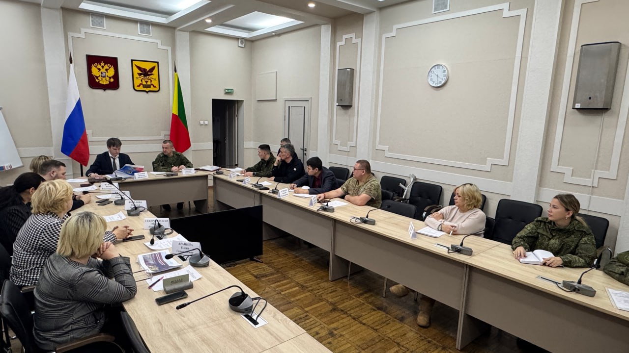 Замначальника военно-политического управления ВВО проверил реализацию мер поддержки бойцов СВО в Забайкалье Замначальника военно-политического управления ВВО проверил реализацию мер поддержки бойцов СВО в Забайкалье