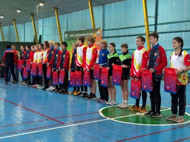 Забайкальским легкоатлетам вручили экипировку от Всероссийской федерации