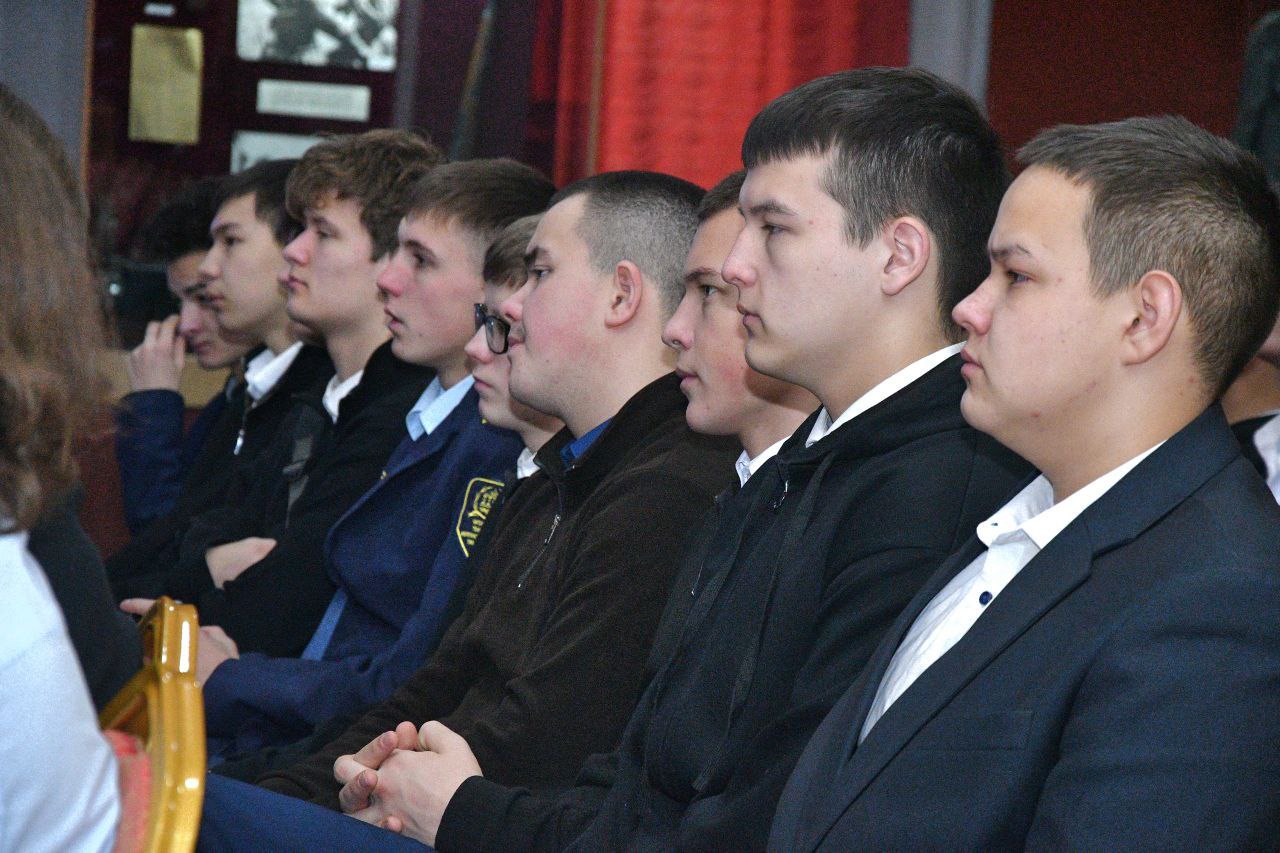 #ЗабВО90: Студентам Забайкалья рассказали о военной контрразведке и особой роли забайкальских чекистов #ЗабВО90: Студентам Забайкалья рассказали о военной контрразведке и особой роли забайкальских чекистов