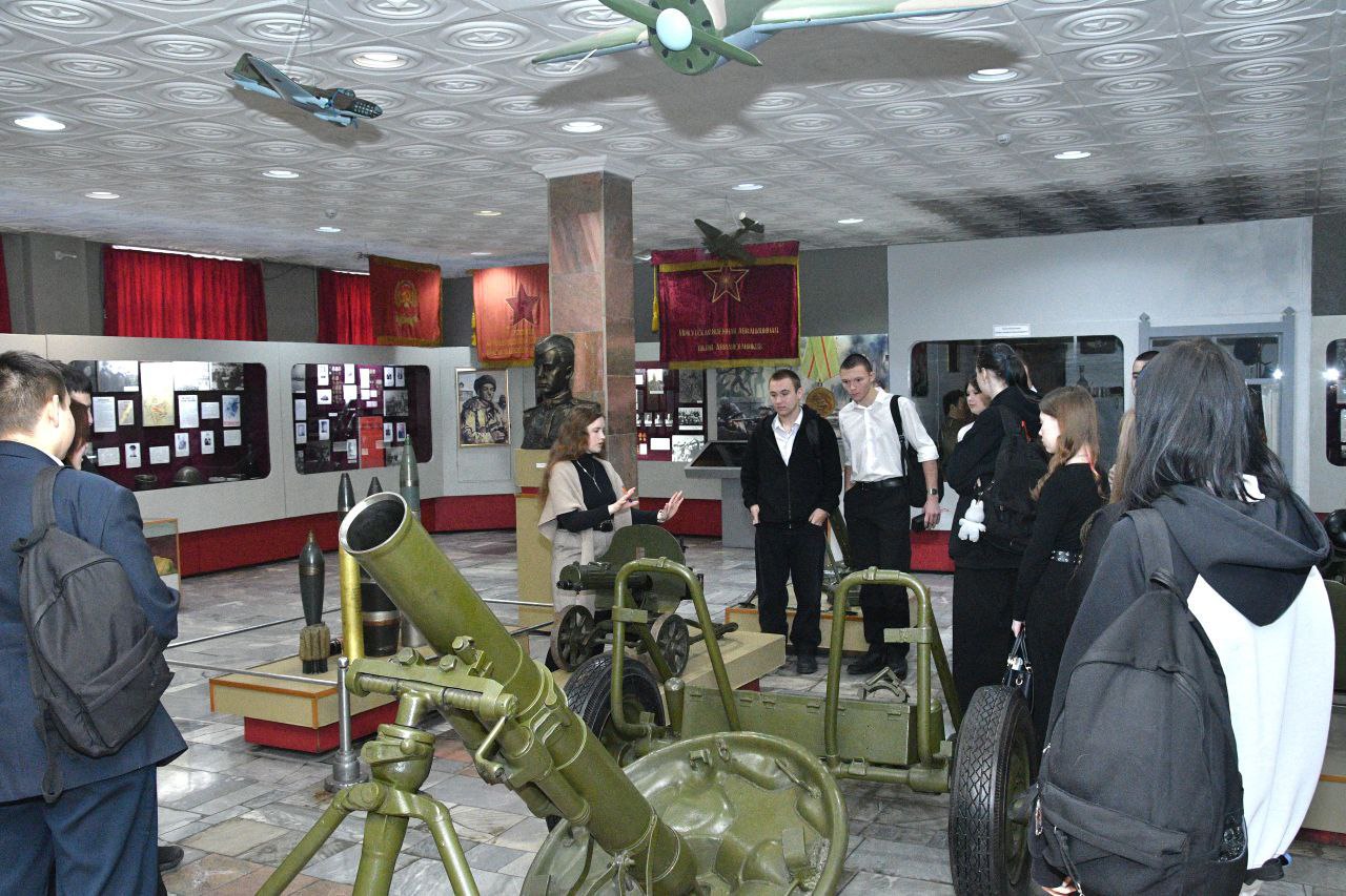 #ЗабВО90: Студентам Забайкалья рассказали о военной контрразведке и особой роли забайкальских чекистов #ЗабВО90: Студентам Забайкалья рассказали о военной контрразведке и особой роли забайкальских чекистов