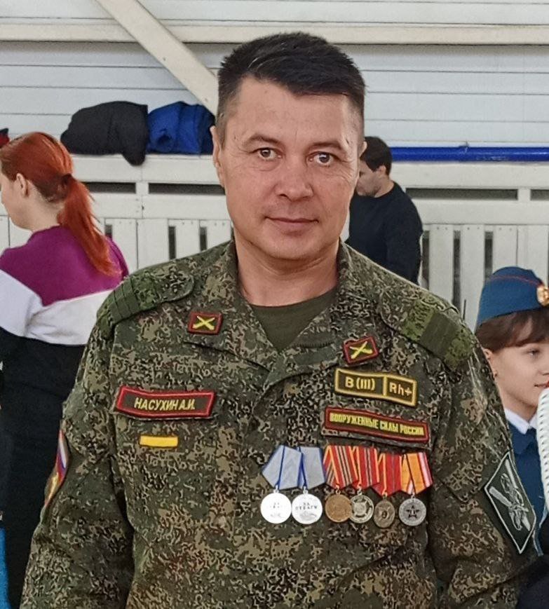 «Страной должны управлять Герои»