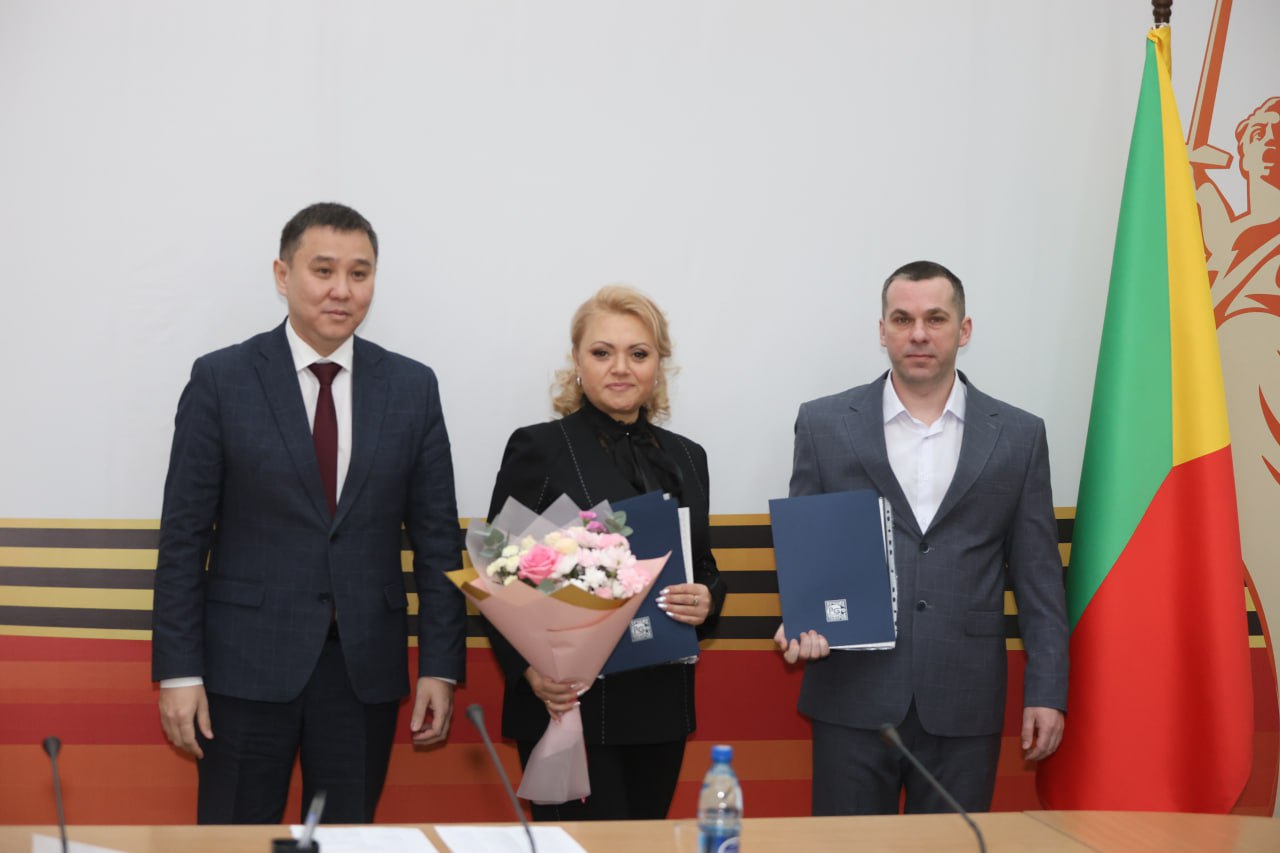 Производители Забайкалья выиграли конкурс «100 лучших товаров России» Производители Забайкалья выиграли конкурс «100 лучших товаров России»