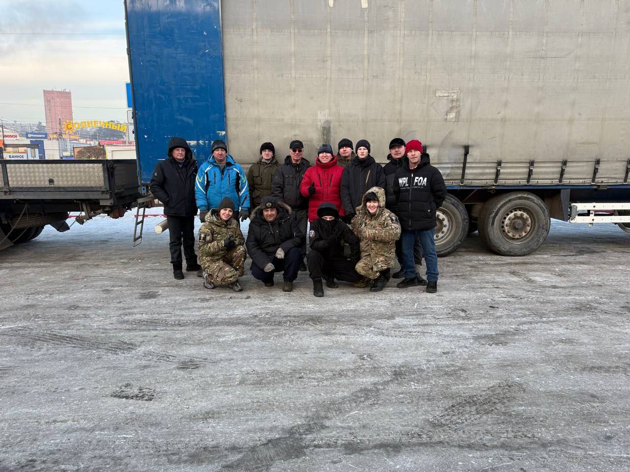 В прошедшие выходные отряд «Гураны» и активные местные жители приняли участие в загрузке и отправке фуры с гуманитарной помощью в зону специальной военной операции В прошедшие выходные отряд «Гураны» и активные местные жители приняли участие в загрузке и отправке фуры с гуманитарной помощью в зону специальной военной операции