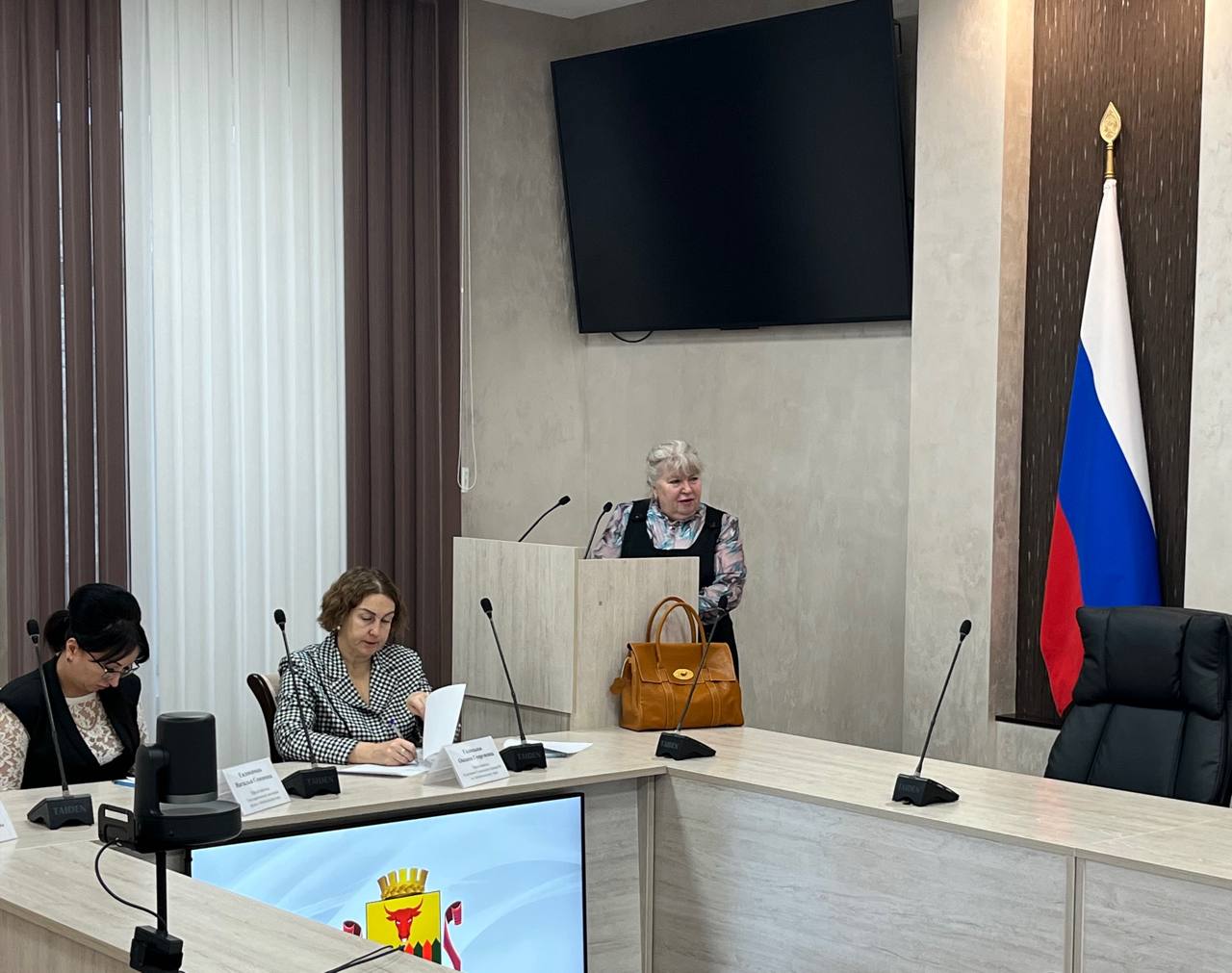 В администрации краевого центра прошло очередное заседание рабочей группы по противодействию нелегальной занятости на территории городского округа «Город Чита» В администрации краевого центра прошло очередное заседание рабочей группы по противодействию нелегальной занятости на территории городского округа «Город Чита»