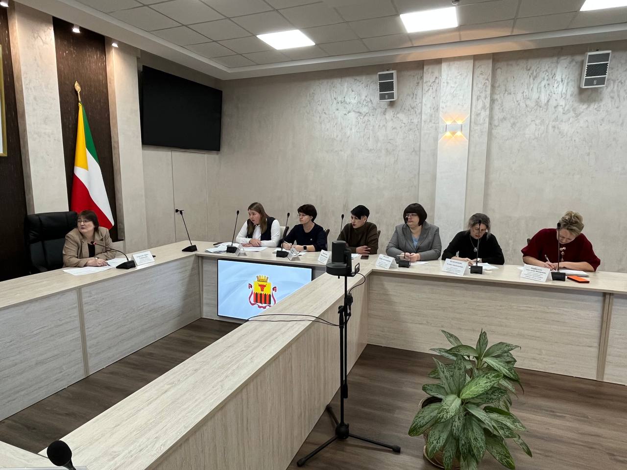 В администрации краевого центра прошло очередное заседание рабочей группы по противодействию нелегальной занятости на территории городского округа «Город Чита»