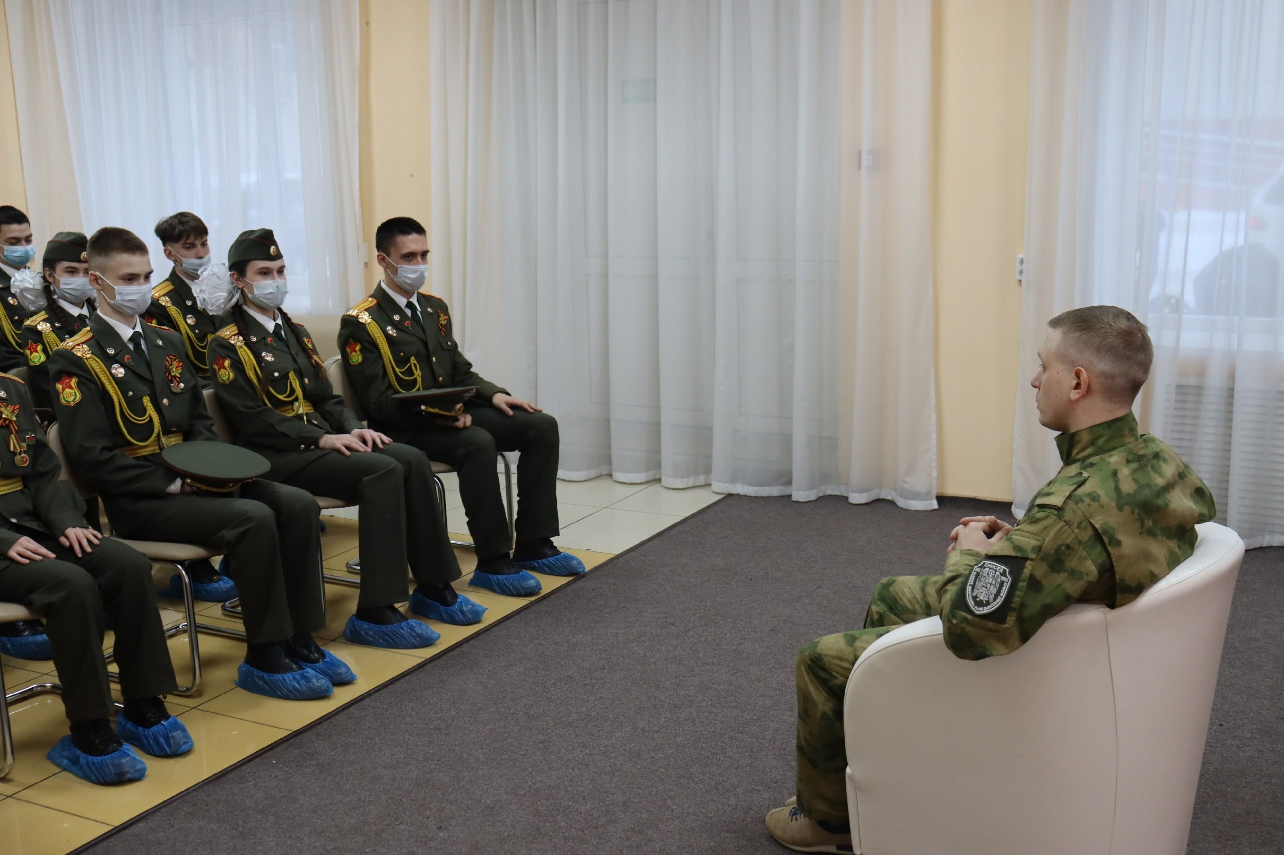 О Героях с Почетным караулом О Героях с Почетным караулом