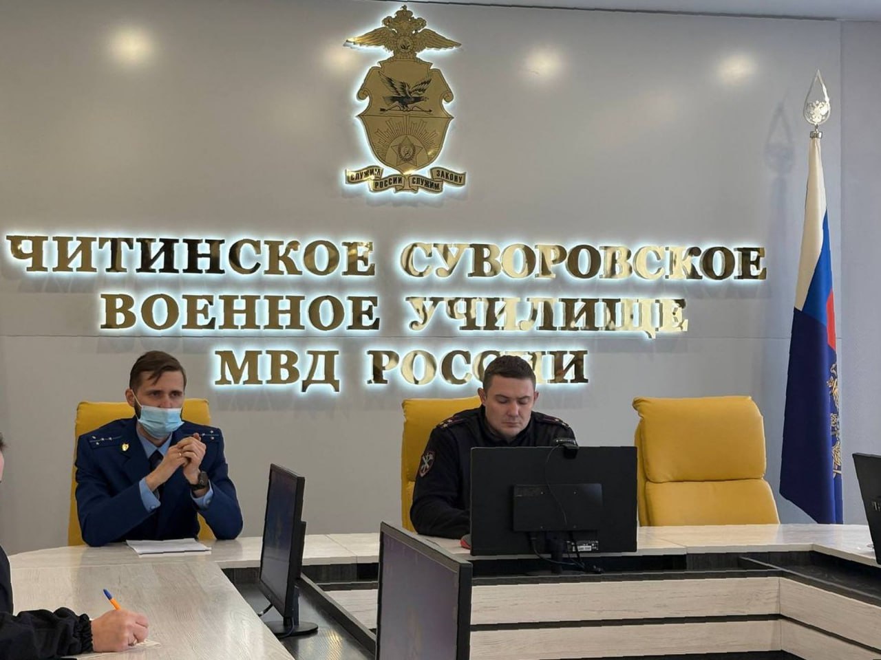 Прокуратура Черновского района г. Читы в рамках правового просвещения провела встречу с сотрудниками Читинского суворовского военного училища МВД России