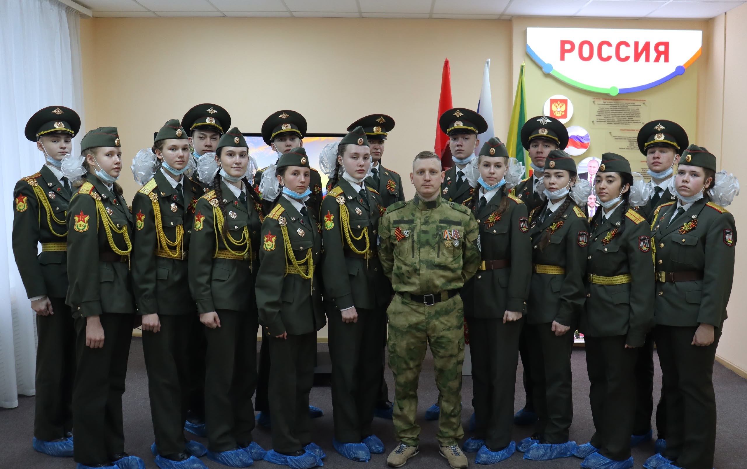 О Героях с Почетным караулом