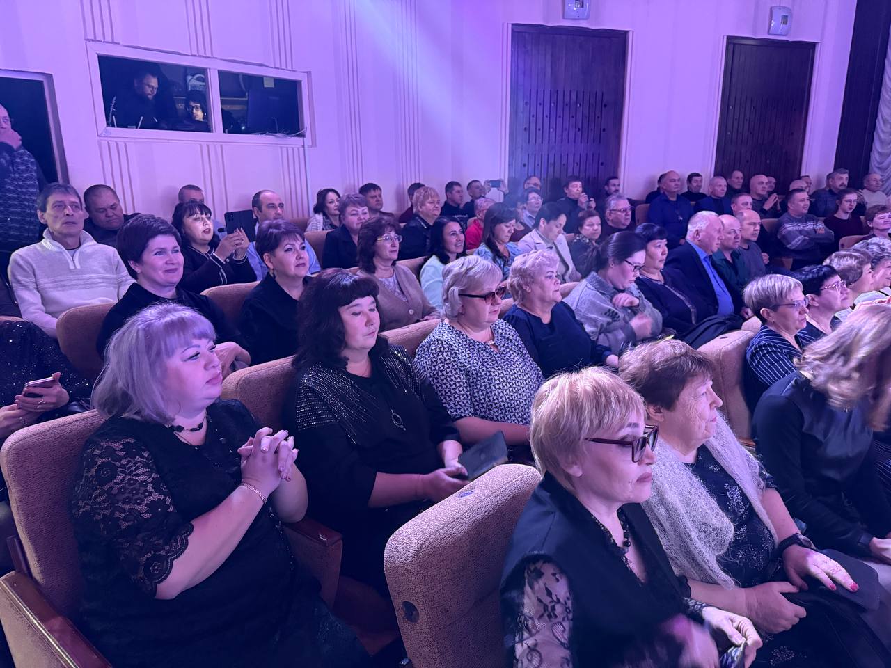 Троллейбусное управление празднует знаменательную дату - 55 лет со дня основания Троллейбусное управление празднует знаменательную дату - 55 лет со дня основания