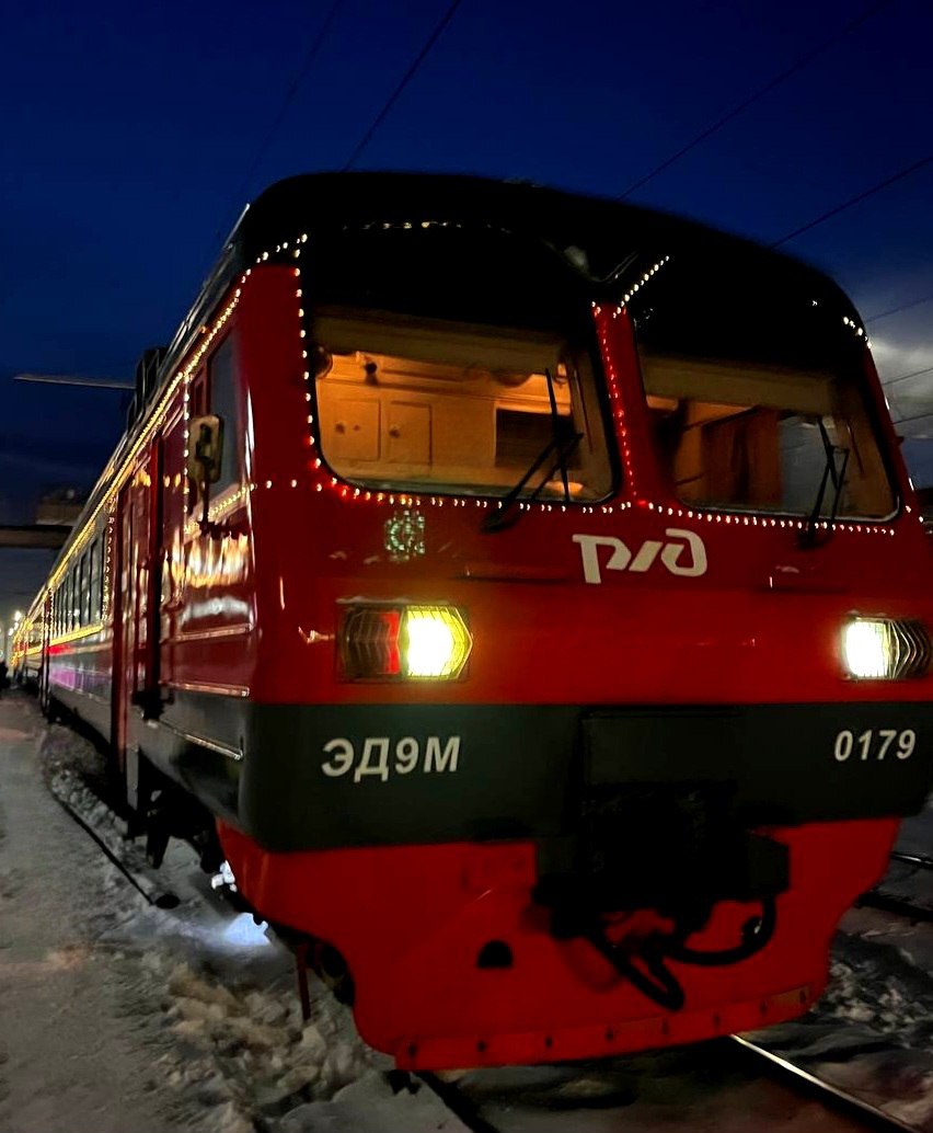 Самые празднично оформленные объекты пассажирской инфраструктуры магистрали определили на Забайкальской железной дороге по итогам конкурса «По дороге в Новый год» Самые празднично оформленные объекты пассажирской инфраструктуры магистрали определили на Забайкальской железной дороге по итогам конкурса «По дороге в Новый год»