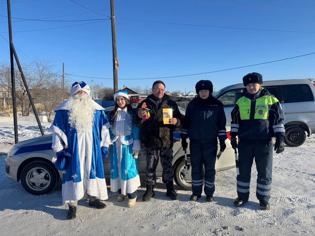 На дорогах Акшинского округа проходит профилактическая акция «Праздничный патруль - Дед Мороз на дороге» На дорогах Акшинского округа проходит профилактическая акция «Праздничный патруль - Дед Мороз на дороге»
