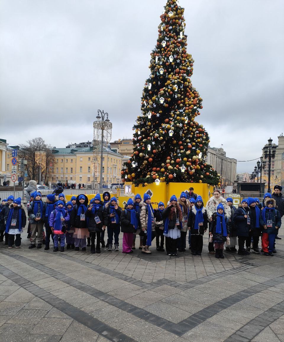 Дети участников спецоперации из Забайкалья одними из первых посетили новогоднюю Кремлёвскую ёлку Дети участников спецоперации из Забайкалья одними из первых посетили новогоднюю Кремлёвскую ёлку