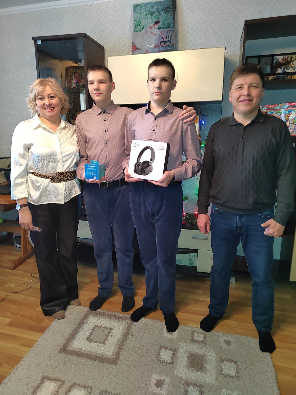 В рамках акции спикер Заксобрания Кон Ен Хва исполнил мечту 13-летнего Глеба из п. Агинское, который загадал тюбинг-ватрушку В рамках акции спикер Заксобрания Кон Ен Хва исполнил мечту 13-летнего Глеба из п. Агинское, который загадал тюбинг-ватрушку