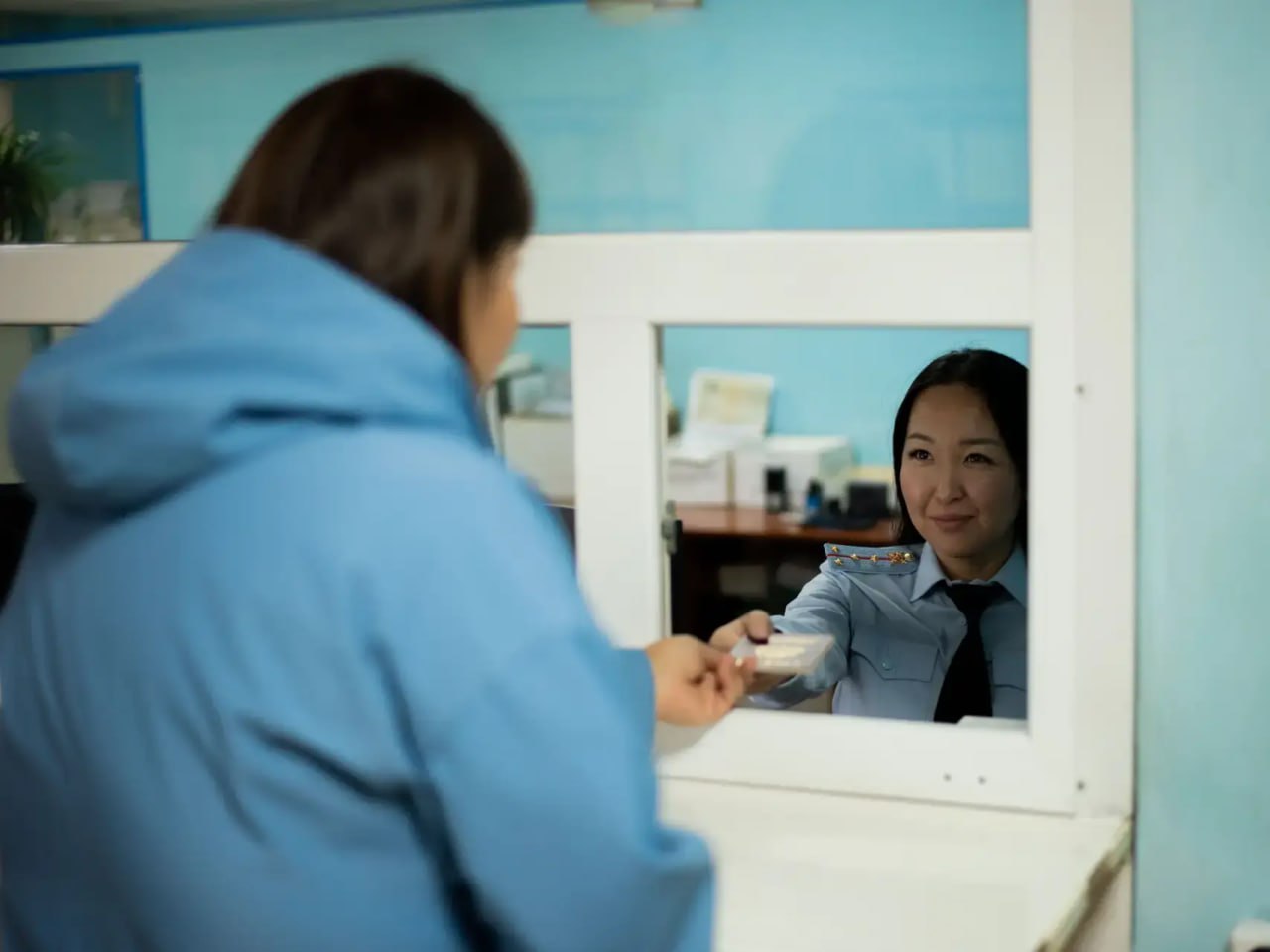 УМВД России по Забайкальскому краю информирует граждан о режиме работы подразделений по оказанию государственных услуг в праздничные дни