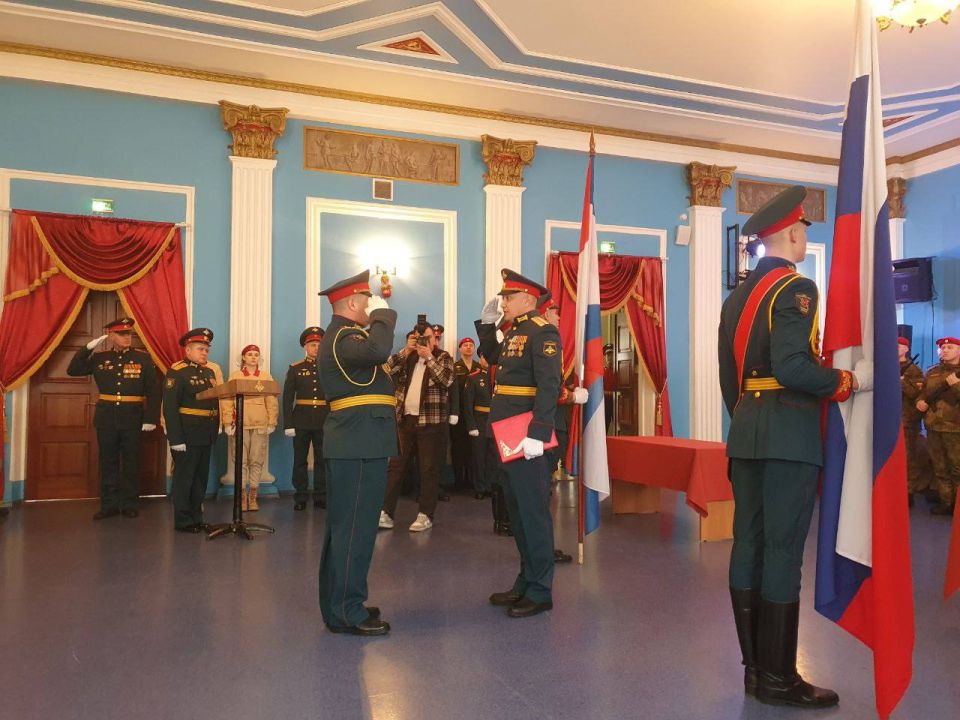 Депутаты гордумы поздравили призывников с принятием воинской присяги