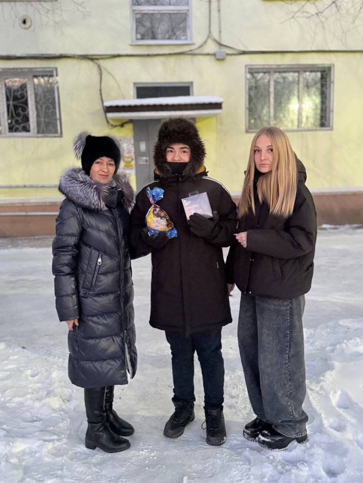 Депутат Думы Читы Анатолий Бабелло воплотил в жизнь мечты маленьких читинцев в рамках акции «Елка желаний» Депутат Думы Читы Анатолий Бабелло воплотил в жизнь мечты маленьких читинцев в рамках акции «Елка желаний»