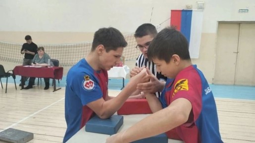 04.01.2026 г. на базе МБОУ СОШ 30, состоялась Рождественская спартакиада среди школьников по армрестлингу