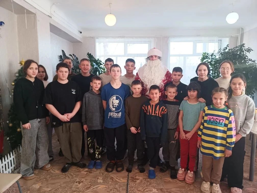 Военные устроили праздник в учреждениях для детей в Борзинском округе Военные устроили праздник в учреждениях для детей в Борзинском округе