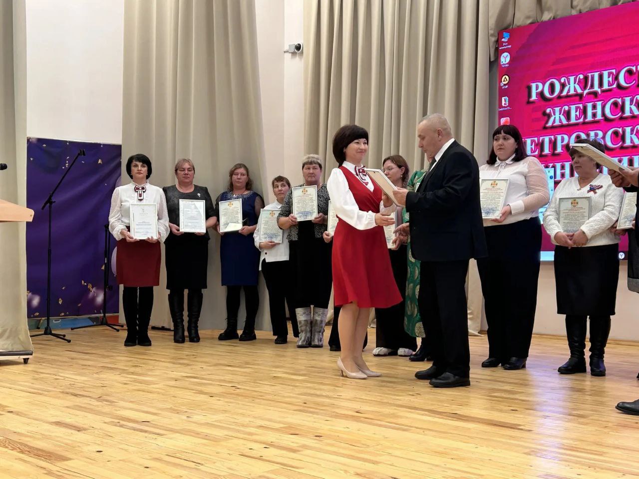 Олег Бянкин и Владимир Самсонов приняли участие в открытии первого Рождественского съезда «Женского движения», который прошёл 6 января в селе Баляга Петровск-Забайкальского округа Олег Бянкин и Владимир Самсонов приняли участие в открытии первого Рождественского съезда «Женского движения», который прошёл 6 января в селе Баляга Петровск-Забайкальского округа