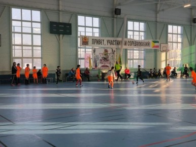 Сегодня торжественно открыли первый международный турнир по мини-футболу " Рождественские старты " с приглашением юных спортсменов из КНР на МСК Шахтр а также юных футболистов МБУ ДО СШ 7 Участвуют 6 команд