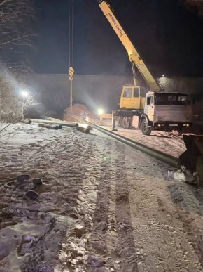 Работы по восстановлению теплотрассы продолжаются в Дарасуне