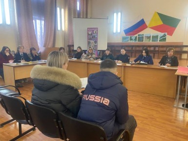 С начала текущего года в администрации Ингодинского района проведено 2 заседания комиссии по делам несовершеннолетних и защите их прав, на которых рассмотрено 11 материлов