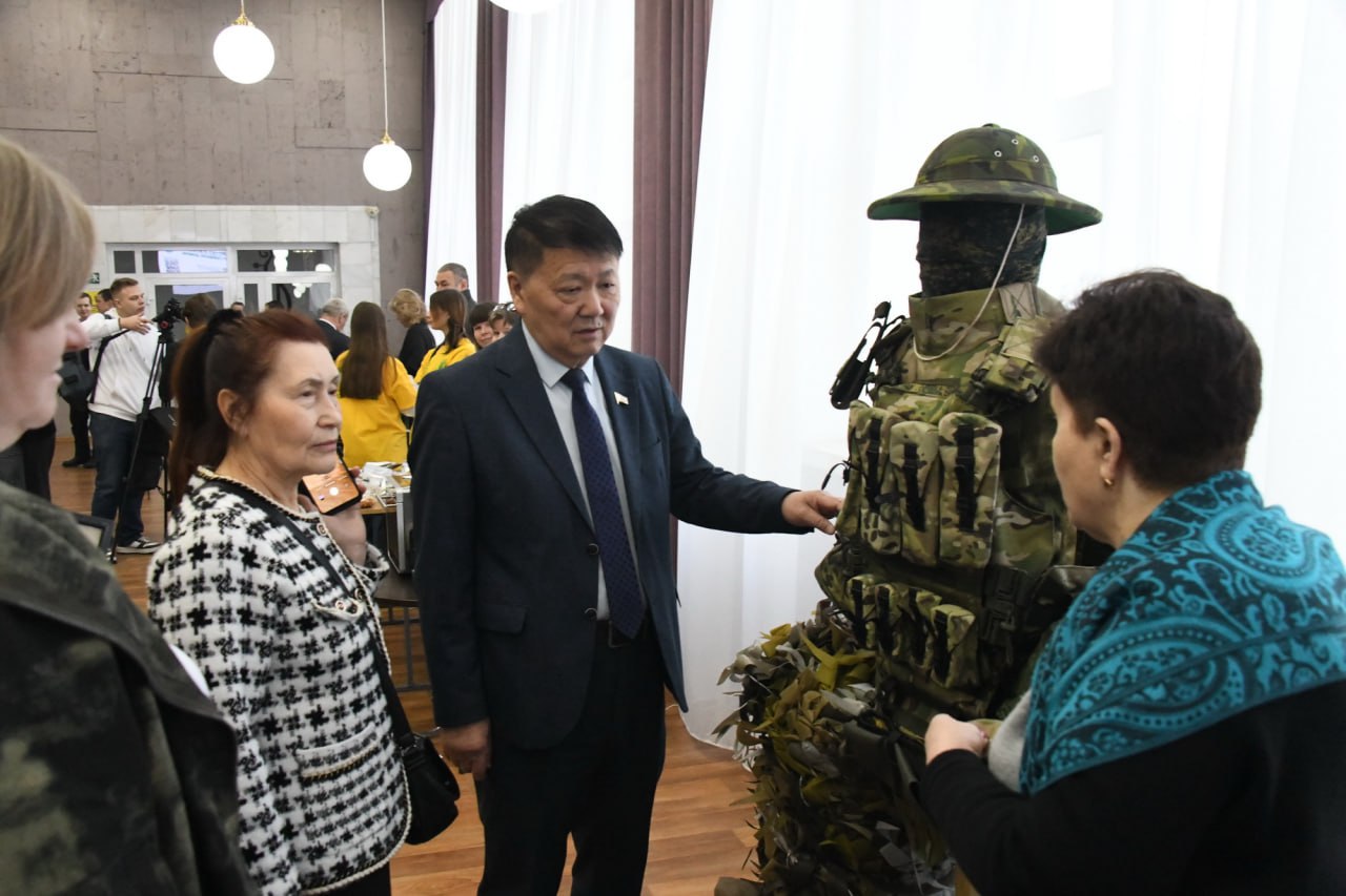 Забайкальский волонтёрский корпус представил свою продукцию на выставке в рамках Гражданского форума в Чите 21 января