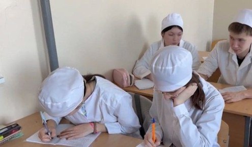 Почему становятся врачами: о студентах-медиках из Краснокаменска