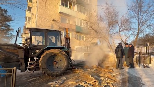 В Дарасуне продолжаются ремонтные работы на теплотрассе