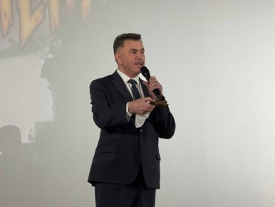 … «Помня о блокадном Ленинграде, ни мои родители, ни я никогда не выбрасывали даже черствый хлеб»…