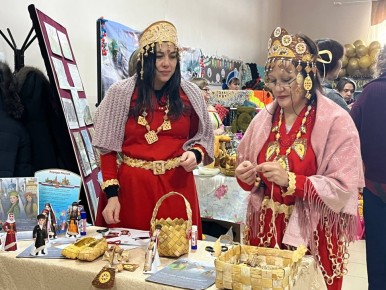 ���������� ����� �������� 100-������ ������