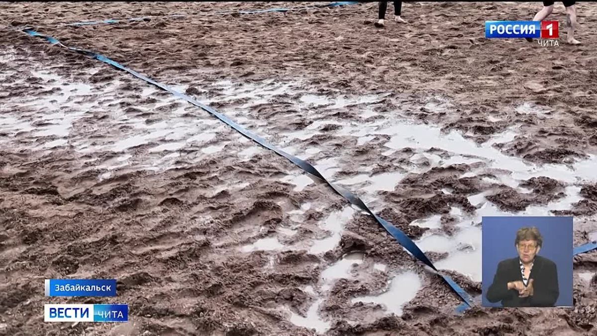 Забайкальские спортсмены открыли сезон пляжного волейбола