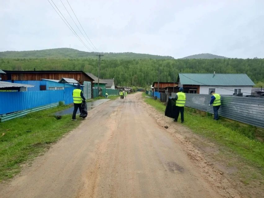 Почти 3,5 тысячи учащихся в крае трудоустроены на ремонтные работы