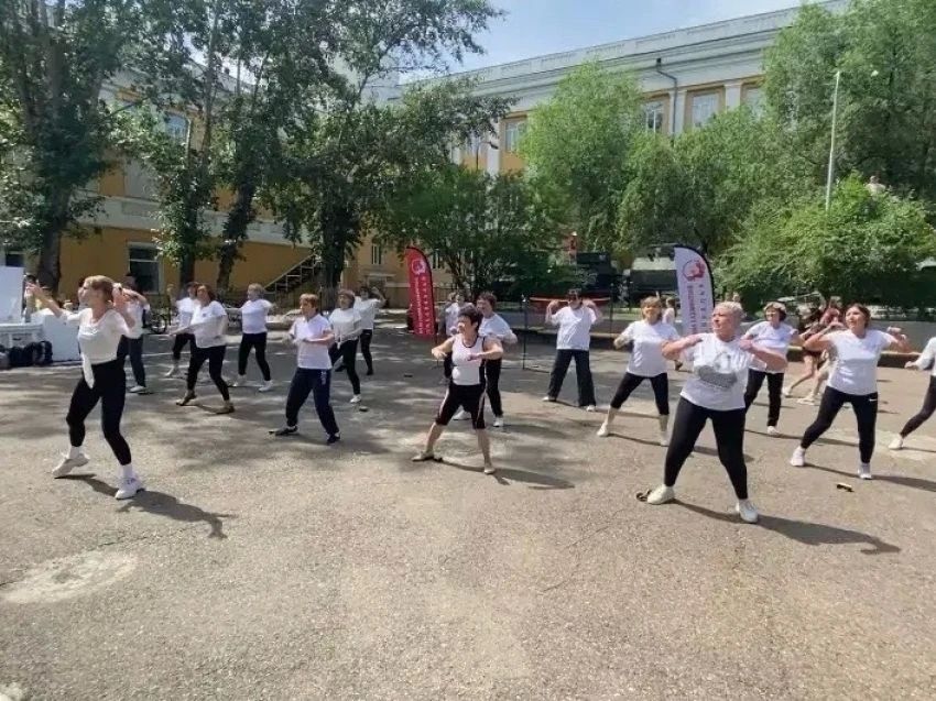 Бесплатные занятия для забайкальцев старшего поколения в рамках регионального проекта «Серебряный фитнес» стартуют в Чите