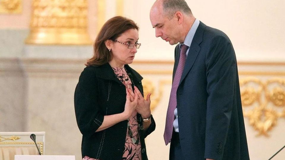 ЦБ и Минфин: Сможет ли дуэт спасти экономику России от кризиса?