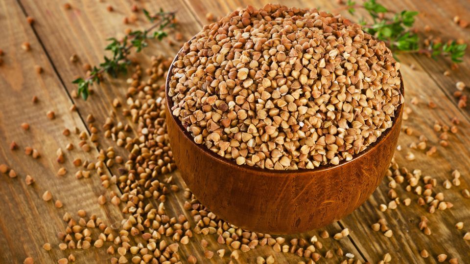 Смело выбрасывайте гречку этих марок: в составе нашли жуткие «сюрпризы»